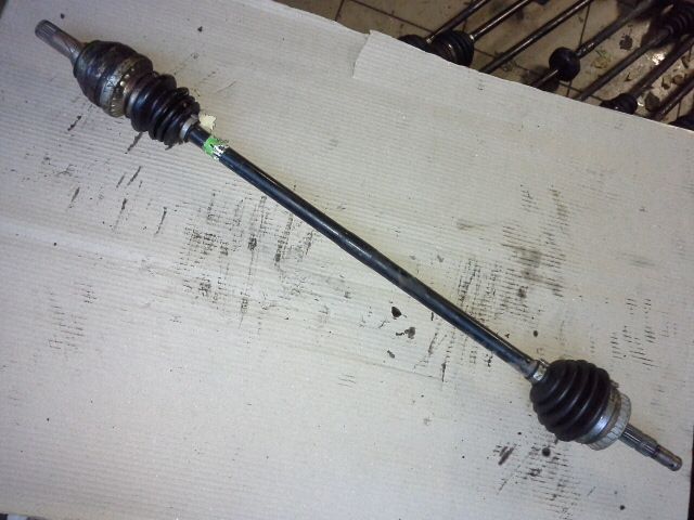 bontott OPEL VECTRA B Jobb Féltengely