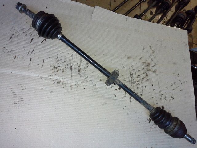 bontott OPEL VECTRA B Jobb Féltengely