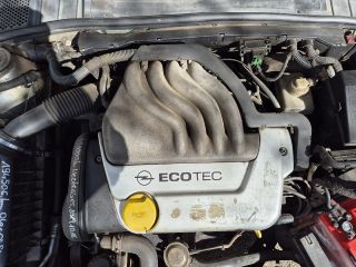 bontott OPEL VECTRA B Motor (Fűzött blokk hengerfejjel)
