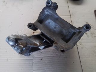 bontott OPEL VECTRA B Motor Tartó Bak (Fém)