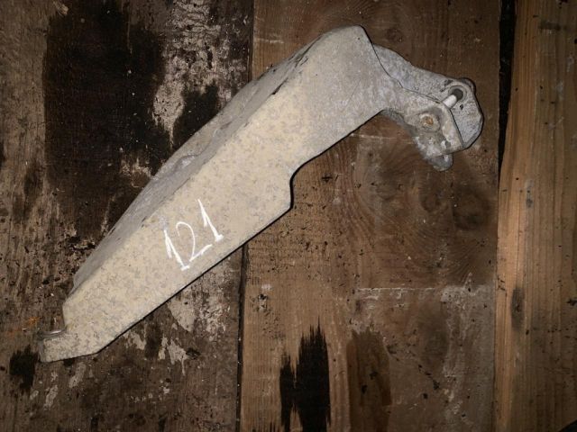 bontott OPEL VECTRA B Motor Tartó Bak (Pozíciófüggetlen)