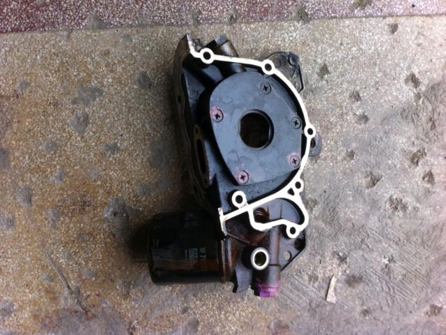 bontott OPEL VECTRA B Olajszivattyú