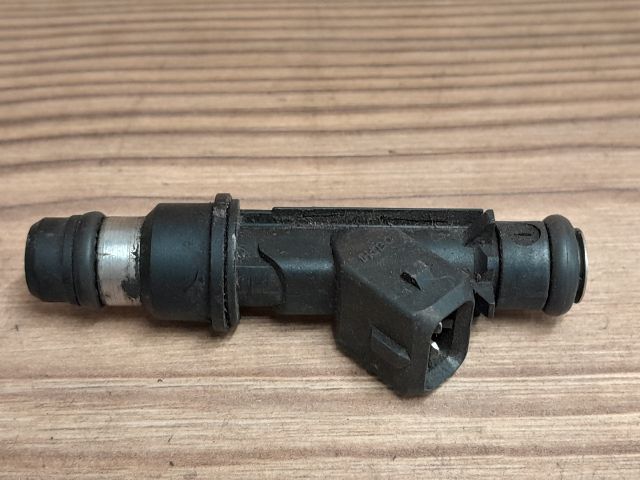 bontott OPEL VECTRA B Porlasztó (1 db)