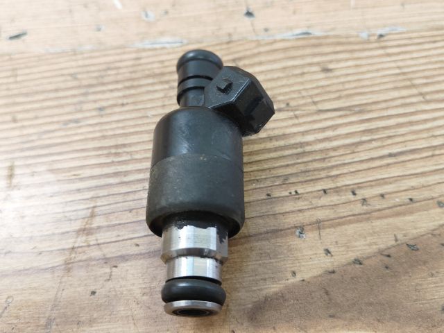 bontott OPEL VECTRA B Porlasztó (1 db)