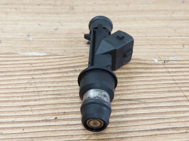 bontott OPEL VECTRA B Porlasztó (1 db)