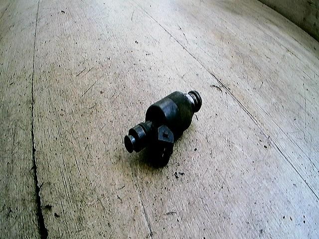 bontott OPEL VECTRA B Porlasztó (1 db)