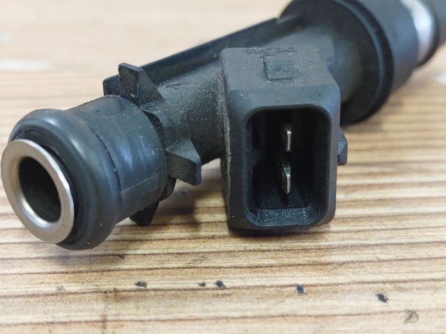 bontott OPEL VECTRA B Porlasztó (1 db)