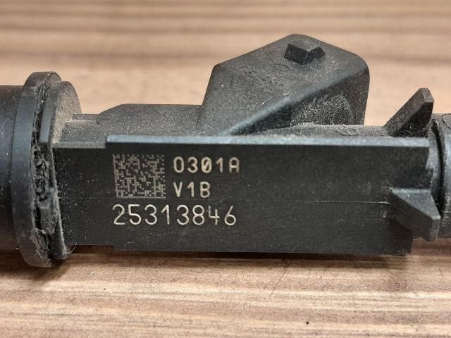 bontott OPEL VECTRA B Porlasztó (1 db)