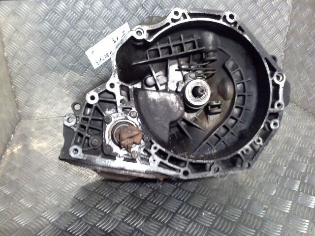 bontott OPEL VECTRA B Váltó (Mechanikus)