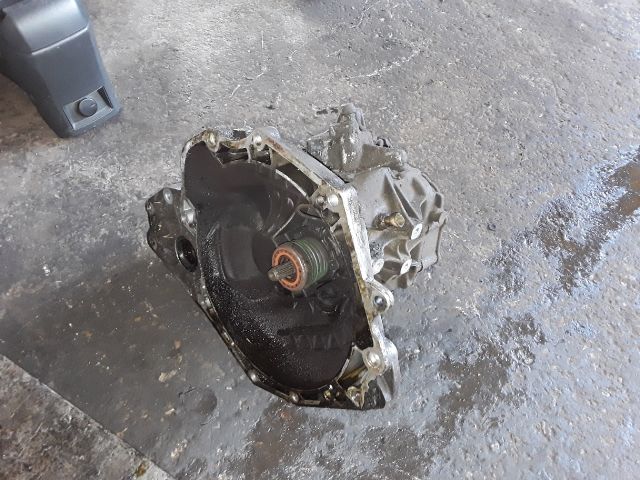 bontott OPEL VECTRA B Váltó (Mechanikus)