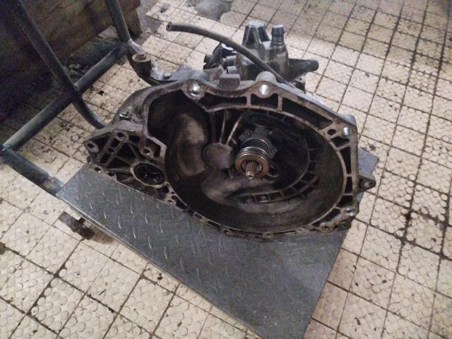 bontott OPEL VECTRA B Váltó (Mechanikus)