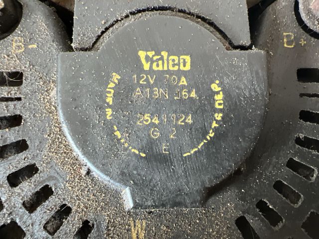 bontott OPEL VECTRA B Generátor