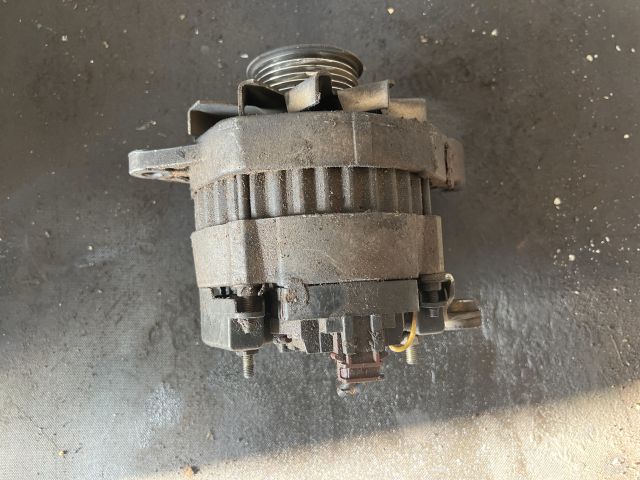 bontott OPEL VECTRA B Generátor