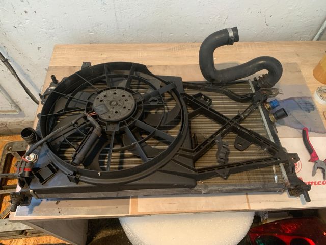 bontott OPEL VECTRA B Hűtő Ventilátor(ok), Radiátor(ok) Szett