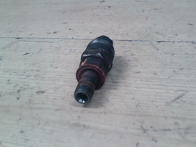 bontott OPEL VECTRA B Porlasztó (1 db)