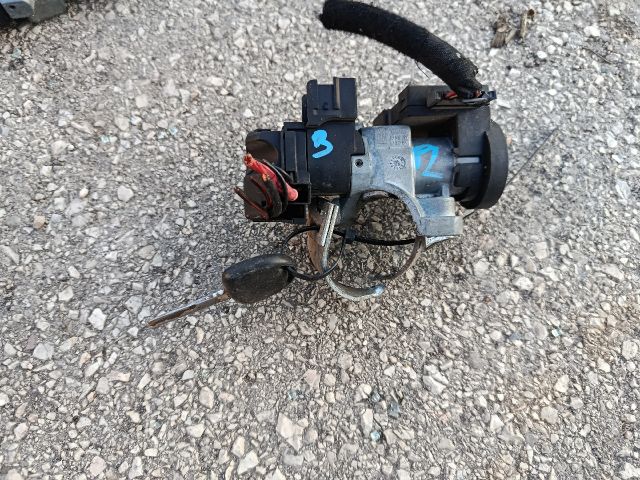 bontott OPEL VECTRA B Gyújtáskapcsoló Házzal