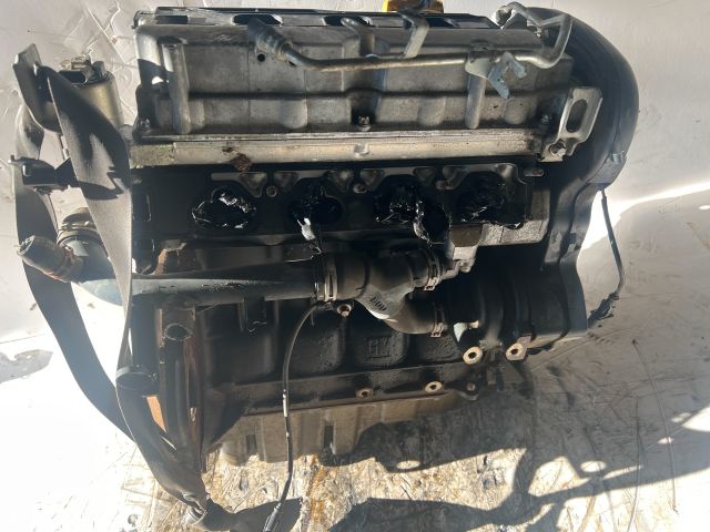 bontott OPEL VECTRA B Motor (Fűzött blokk hengerfejjel)