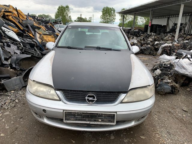 bontott OPEL VECTRA B Motor Tartó Bak Bal