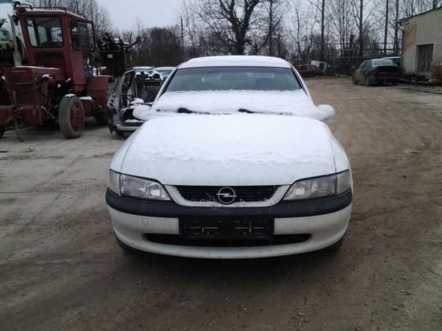 bontott OPEL VECTRA B Bal Féltengely