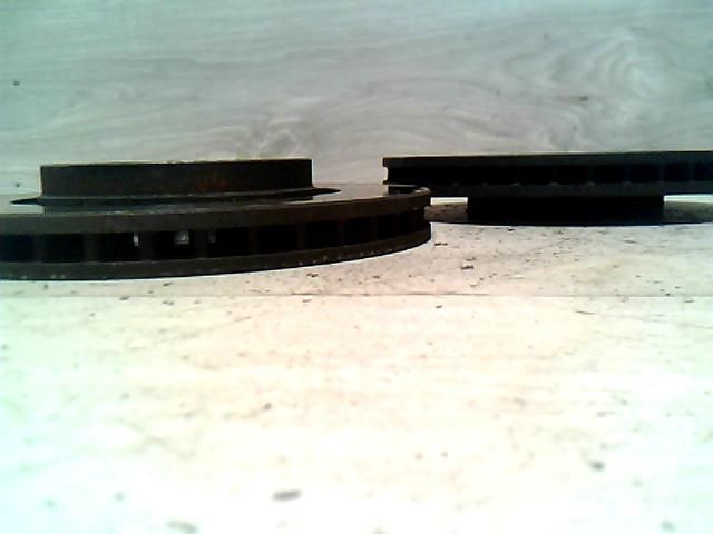 bontott OPEL VECTRA B Első Pár Féktárcsa