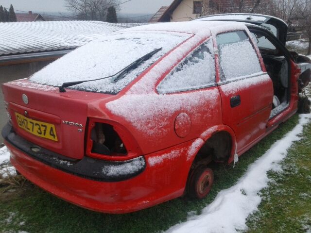 bontott OPEL VECTRA B Fűtőradiátor