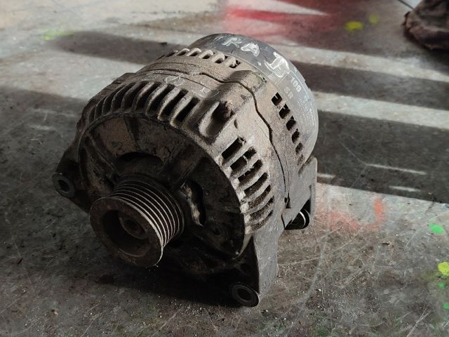 bontott OPEL VECTRA B Generátor