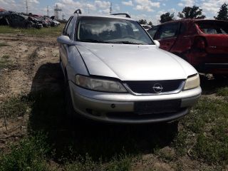 bontott OPEL VECTRA B Jobb első Csonkállvány Kerékaggyal