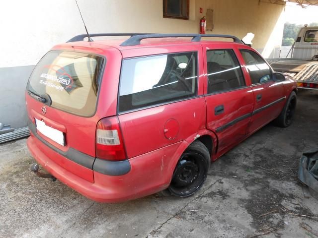 bontott OPEL VECTRA B Jobb első Féknyereg Munkahengerrel