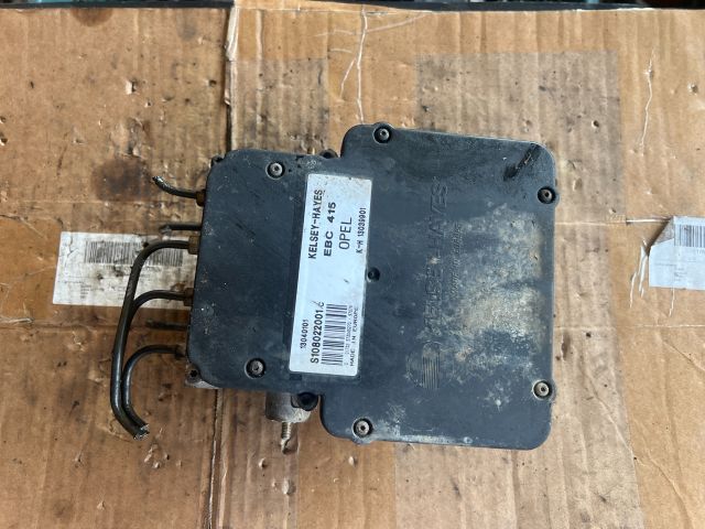 bontott OPEL VECTRA B ABS Kocka