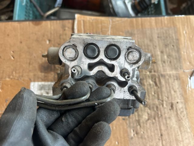 bontott OPEL VECTRA B ABS Kocka