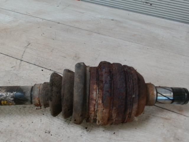 bontott OPEL VECTRA B Bal Féltengely