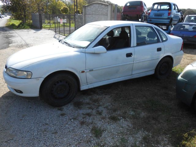 bontott OPEL VECTRA B Bal hátsó Fékkengyel