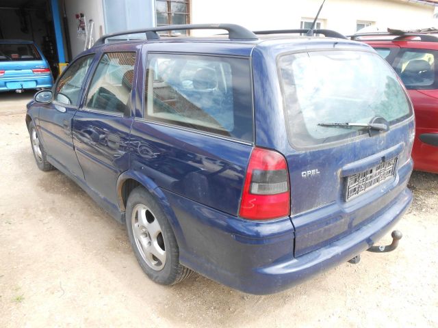 bontott OPEL VECTRA B Fojtószelep (Elektromos)