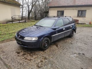 bontott OPEL VECTRA B Generátor