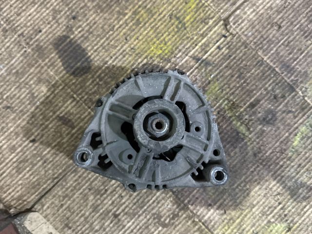 bontott OPEL VECTRA B Generátor