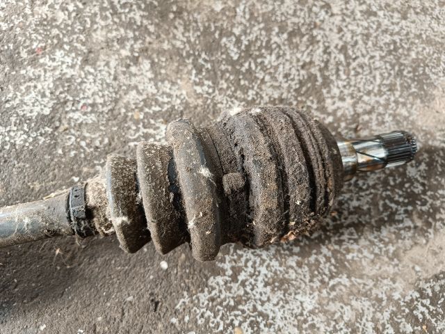 bontott OPEL VECTRA B Jobb Féltengely