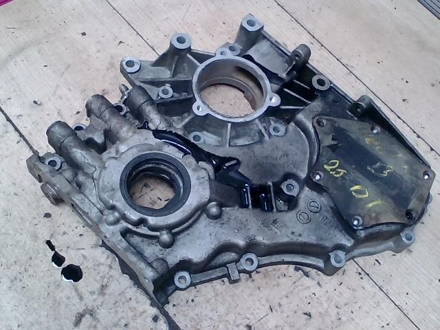 bontott OPEL VECTRA B Olajszivattyú