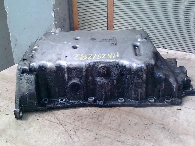 bontott OPEL VECTRA B Olajteknő