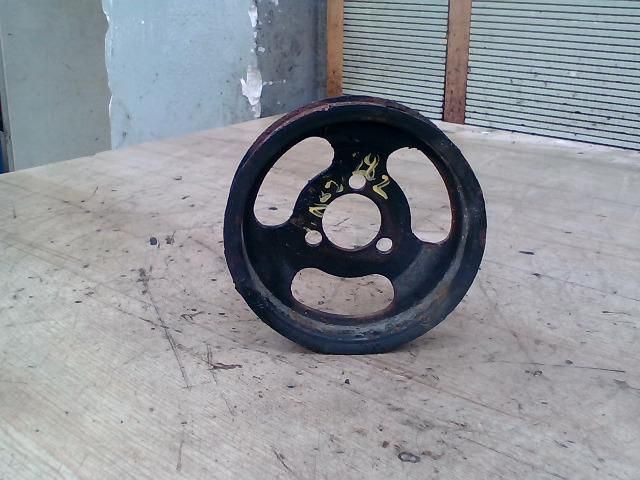 bontott OPEL VECTRA B Vízpumpa Szíjtárcsa