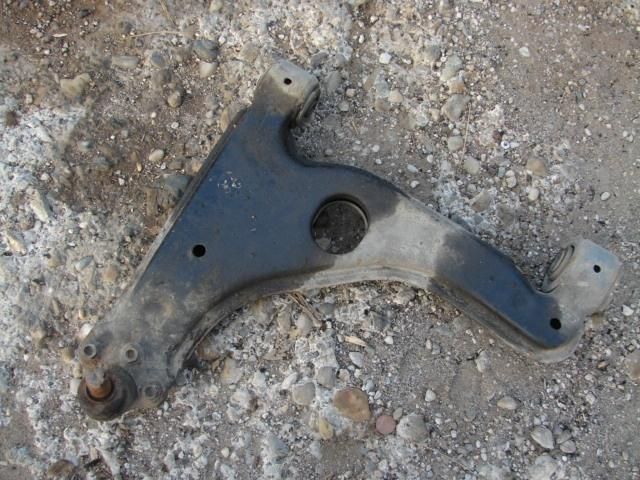 bontott OPEL VECTRA B Bal első Lengőkar