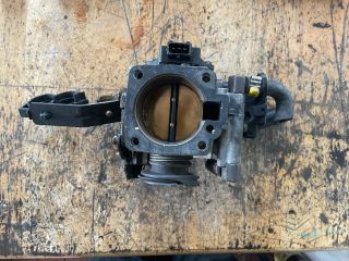 bontott OPEL VECTRA B Fojtószelep (Mechanikus)