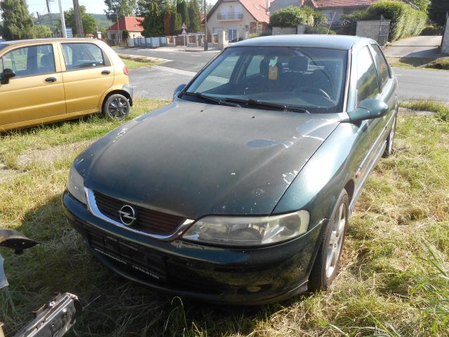 bontott OPEL VECTRA B Légtömegmérő