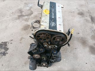 bontott OPEL VECTRA B Motor (Fűzött blokk hengerfejjel)