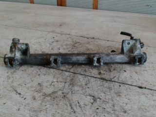 bontott OPEL VECTRA B Porlasztó Sor / Híd