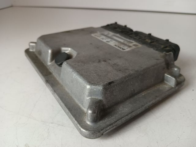 bontott OPEL VECTRA B Motorvezérlő