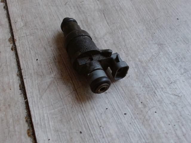 bontott OPEL VECTRA B Porlasztó (1 db)