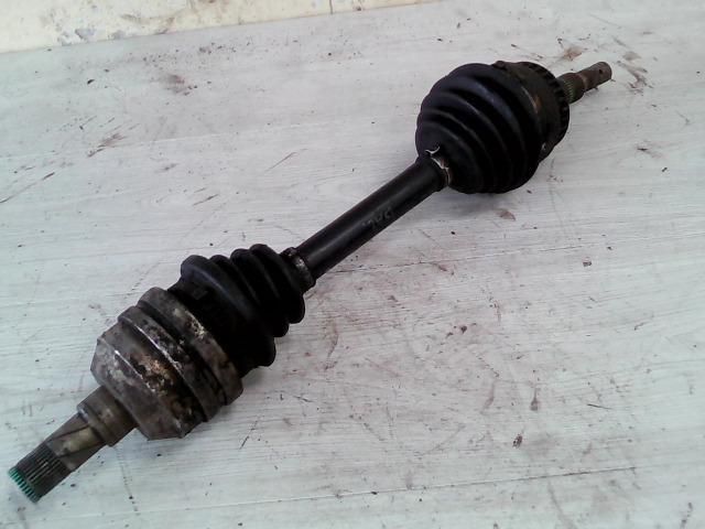 bontott OPEL VECTRA B Bal Féltengely