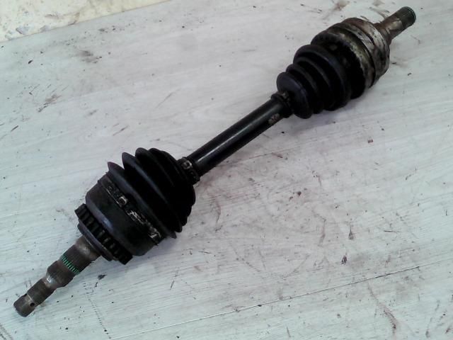 bontott OPEL VECTRA B Bal Féltengely