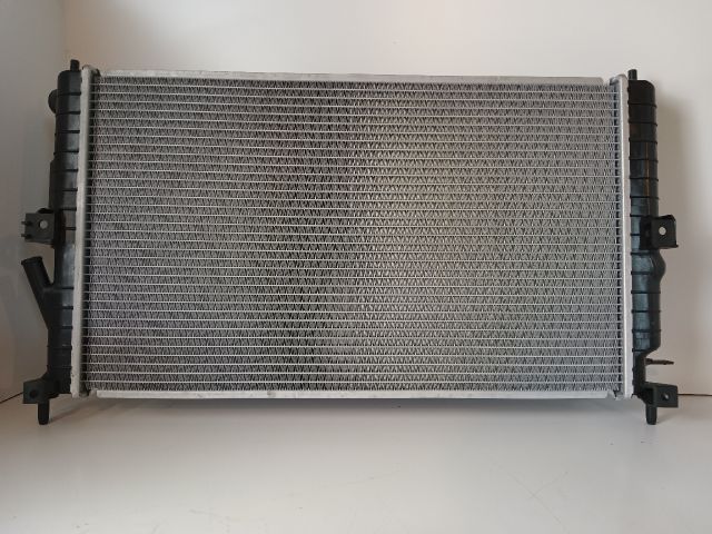 bontott OPEL VECTRA B Vízhűtő Radiátor (Klímás)