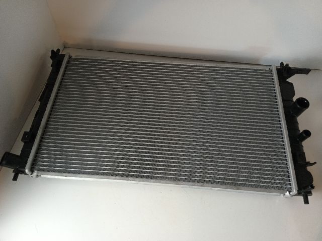 bontott OPEL VECTRA B Vízhűtő Radiátor (Klímás)